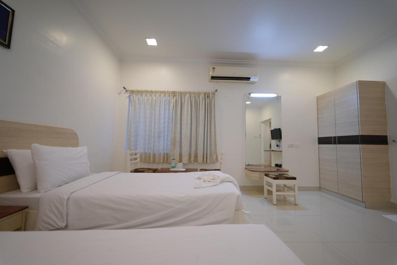 Hotel Palmyra Grand Inn ติรุนเนเวลี ภายนอก รูปภาพ