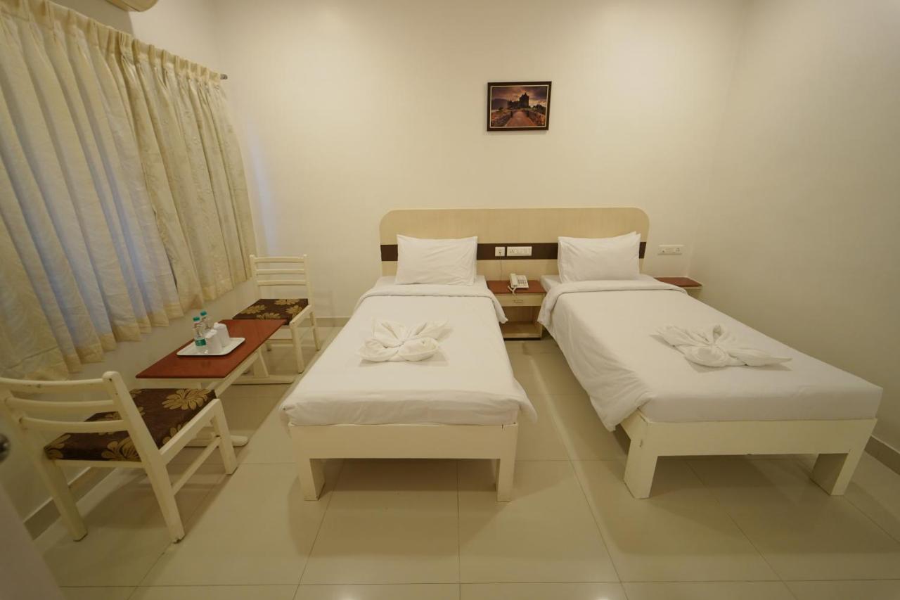 Hotel Palmyra Grand Inn ติรุนเนเวลี ภายนอก รูปภาพ