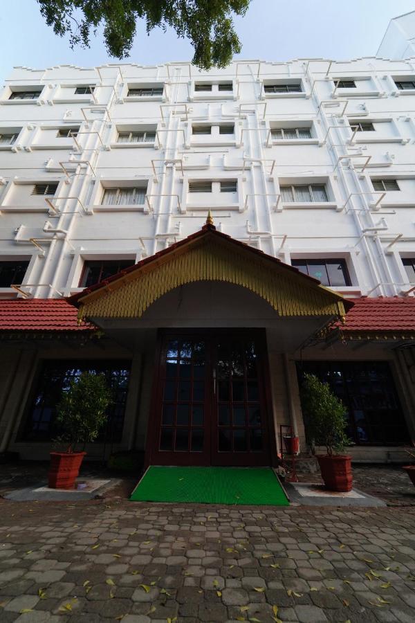Hotel Palmyra Grand Inn ติรุนเนเวลี ภายนอก รูปภาพ