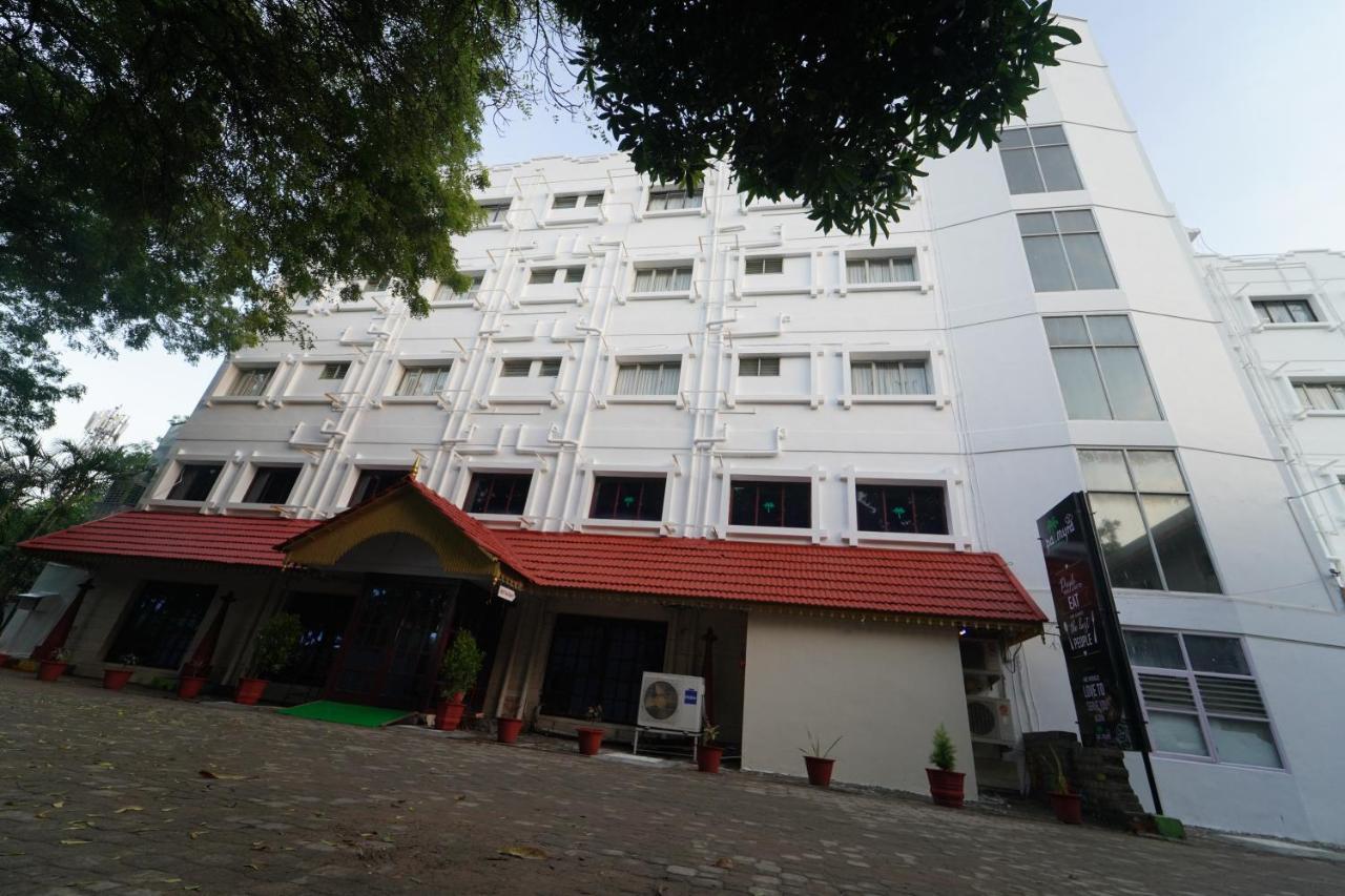 Hotel Palmyra Grand Inn ติรุนเนเวลี ภายนอก รูปภาพ